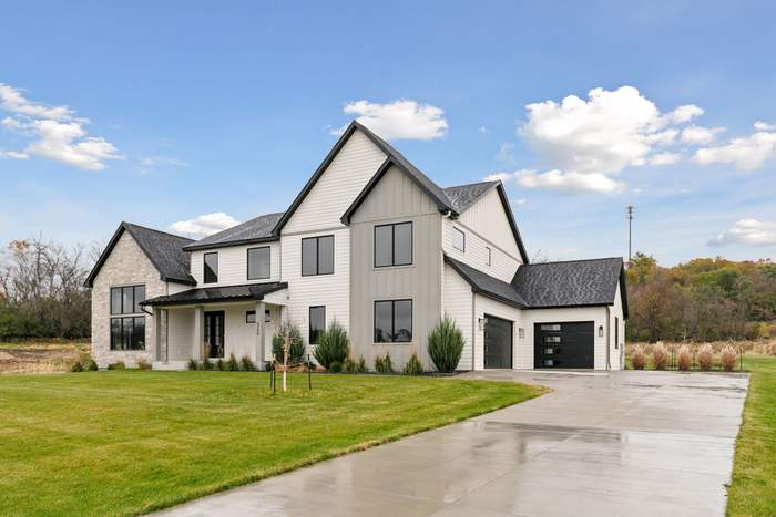 The Eighth — Driveway and garage