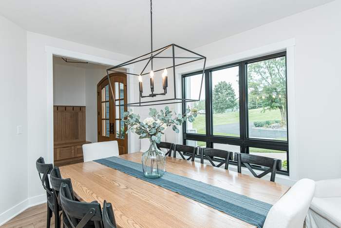 The Kapler — Dining room