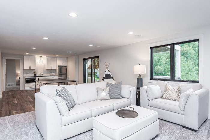 The Silver Lake — Open floor plan